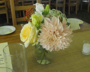 cafe au lait dahlia centerpiece 3